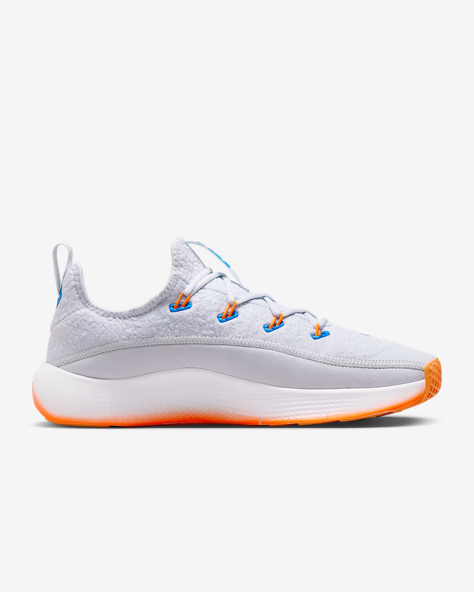 Lebron tr 1　knicks Size 6.5 - Nike Lebron TR1 Knicks for sale online | eBay