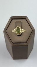 Peridot 9k Gold Ring , Vintage And Hallmarked , Yellow