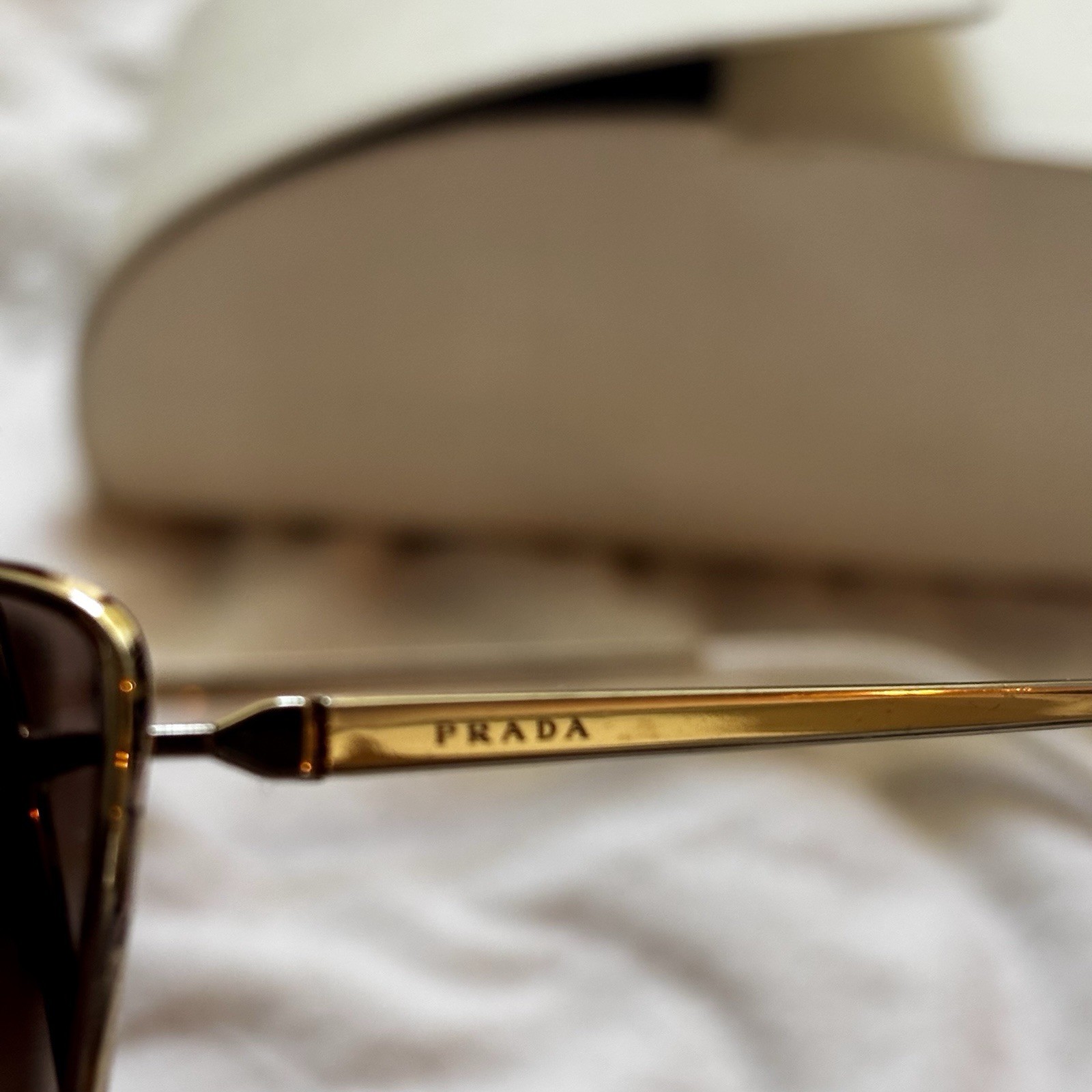 Prada sunglasses thumbnail 3