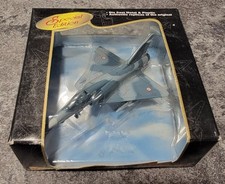 Maisto Air Force Edición Especial Mirage 2000C Die Cast Sin usar, en caja