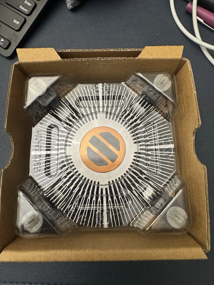 Intel i5-3570k LGA1155 Original Unused Heatsink and fan. NO CPU - Image 2 of 4