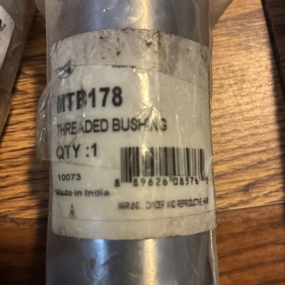 Threaded Bushing Kenworth  MTB178  B131000 B13-1000 52700 052700000