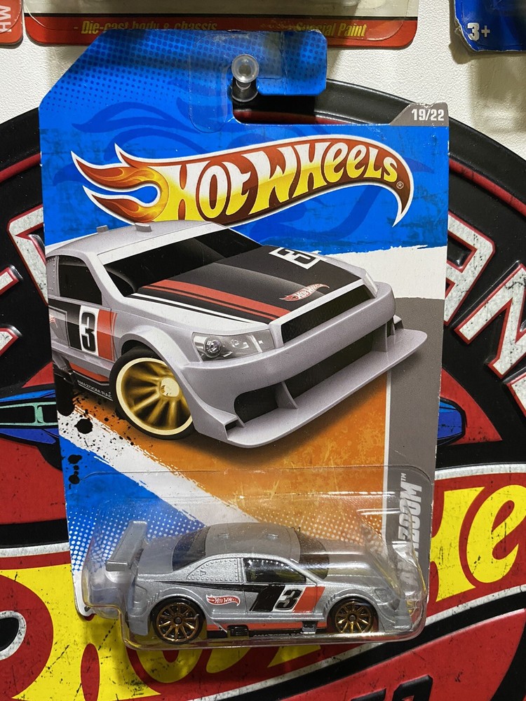Hot Wheels - Amazoom (Metallic Light Grey)