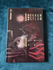 Titan books Graphic Novel - Batman: Arkham Asylum  (1989)