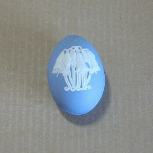 Wedgwood BLUE Jasper AUSTRALIAN Floral EGG BOX