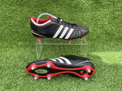 adinova football boots