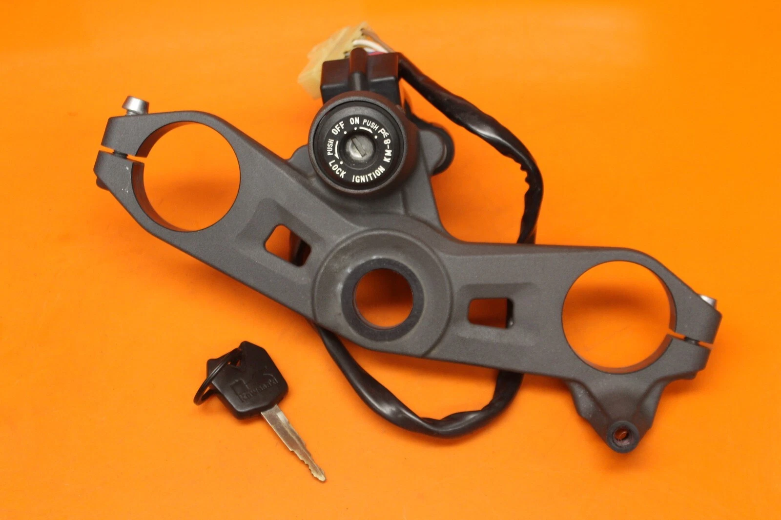 05-12 KAWASAKI NINJA ZX6R IGNITION LOCK W KEY AND UPPER TREE OEM