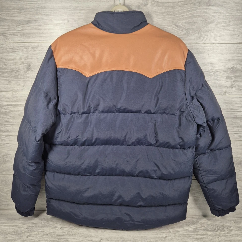 Penfield Men's Navy Blue Puffer Jacket With Faux Leather Shoulders Size L BNWT - Image 2 of 4