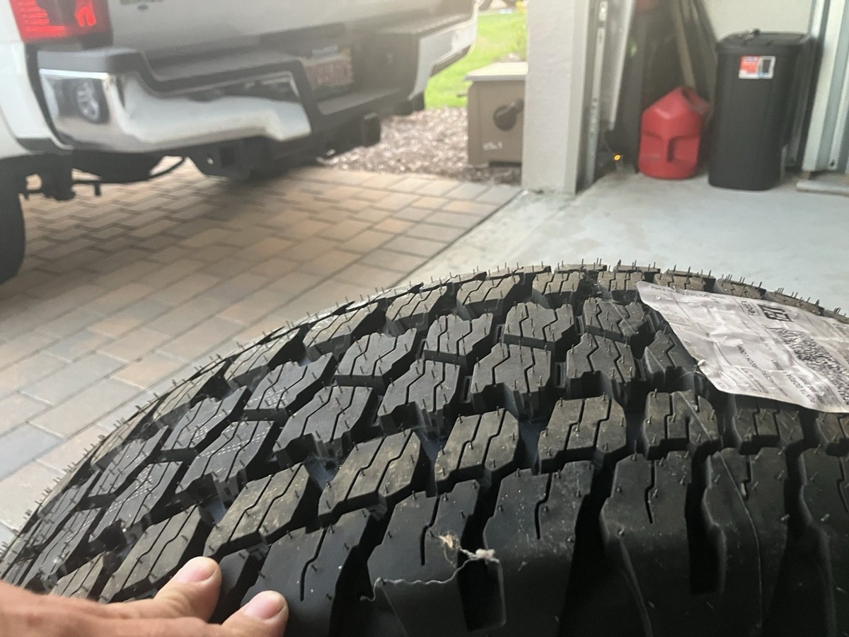 Goodyear Wrangler ATS 265/70R17 Tire for sale online | eBay