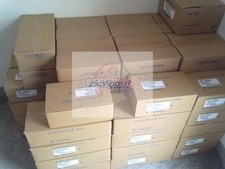 ONE NEW YASKAWA SERVO MOTOR SGMAS-08A2A41-Y2