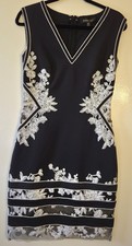 Tadashi Shoji Tani Dress Size 8 Black White Floral Appliqu s Short Sleeve V Neck