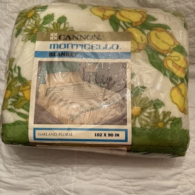 Cannon Monticello Queen Warm Yellow Floral New Old Stock Satin Trim