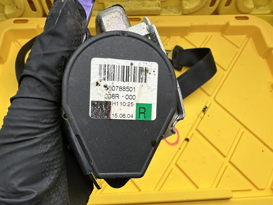 Conjunto de cinturón de seguridad delantero pasajero derecho AUDI A4 2003-2008 8E0857706F fabricante de equipos originales Foto 2 de 4