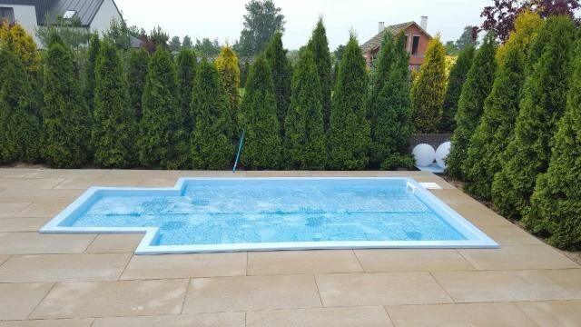 Picture 2 of 6
