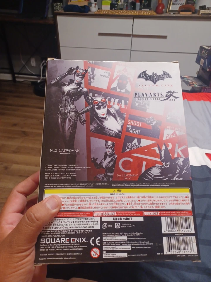 Figura de acción Batman Arkham City Square Enix Play Arts Kai CATWOMAN No. 2 Foto 3 de 4