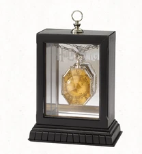 Harry Potter The Noble Collection RAB Locket from the cave- UK Import -Brand new