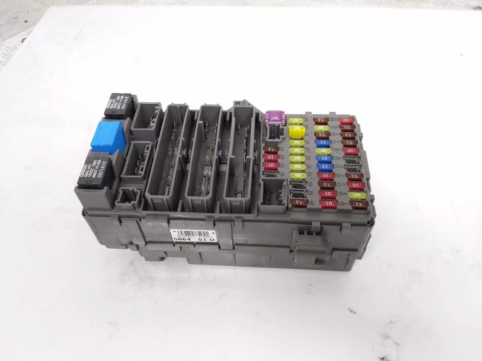 Коробка предохранителей в сборе для кабины водителя Honda Pilot 2012-2015 годов выпуска с предохранителями и Re 38200-Sza-A14 - Изображение 2 из 4