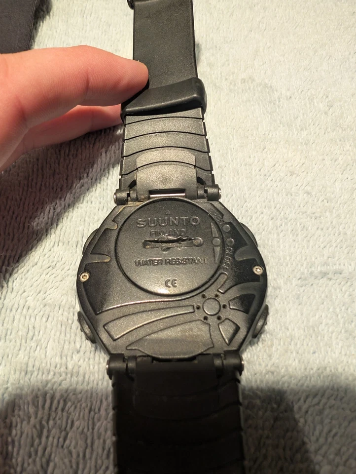 Suunto Vector HR Digital Mountain Watch Outdoor/Sports/Military Green. - Image 4 of 4