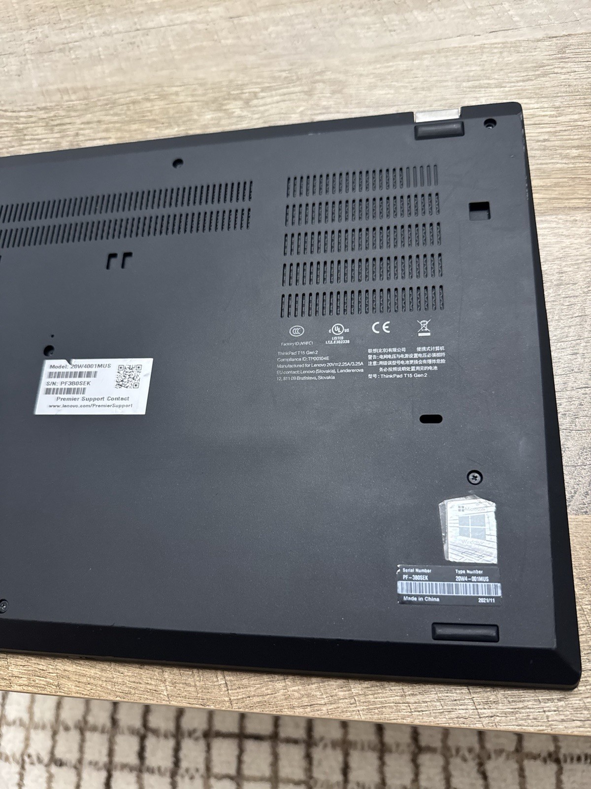 Lenovo ThinkPad T15 (Gen 2), 15.6-Inch Laptop, with Intel Core i7 11th Gen., 512 GB SSD (Solid State Drive), Windows 11 Pro