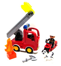 Lego DUPLO Fire Truck with Ladder Motorcycle 2 Firemen Dog Figures Lot 13 Pcs