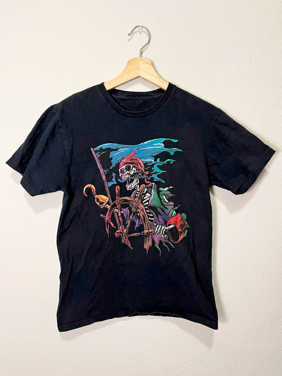 Pirate Skeleton Graphic T Shirt Black Gildan Gothic Halloween Skull S