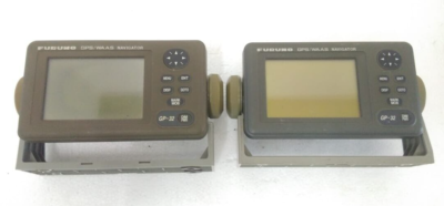2 NOS x GPS/WAAS NAVIGATOR FURUNO GP-32 DISPLAY ONLY - FOR PARTS