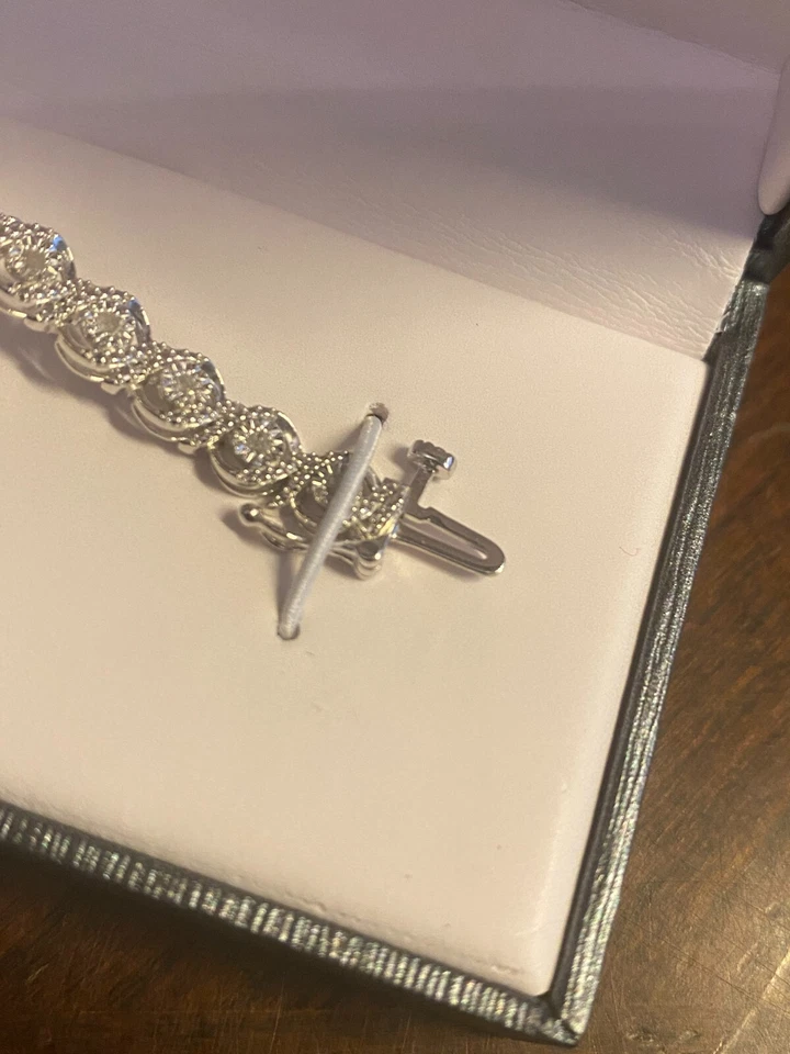 Kohl's Sterling Silver 7” Diamond Tennis Bracelet 1/2 Ct. T.W. - Image 4 of 4