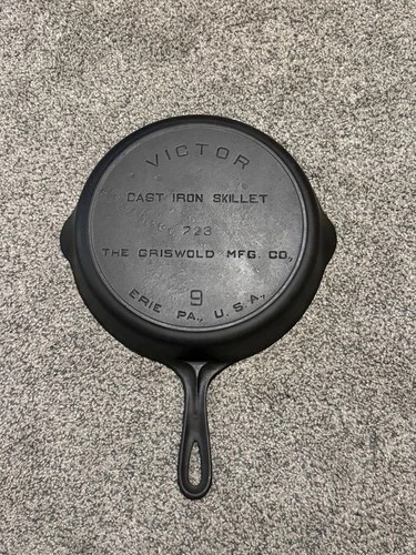 Griswold Cast-Iron Skillet Victor 723 #9 With Heat Ring