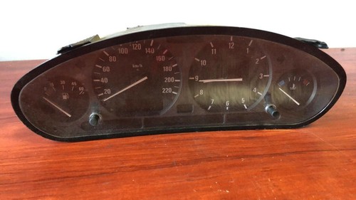 BMW 3ER E36 TACHO KOMBIINSTRUMENT 8375040