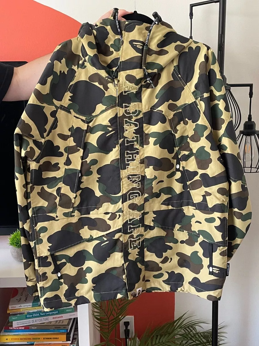 BAPE GORE TEX 1st Camo Yellow Snowboard Jacket | Size L | VNDS