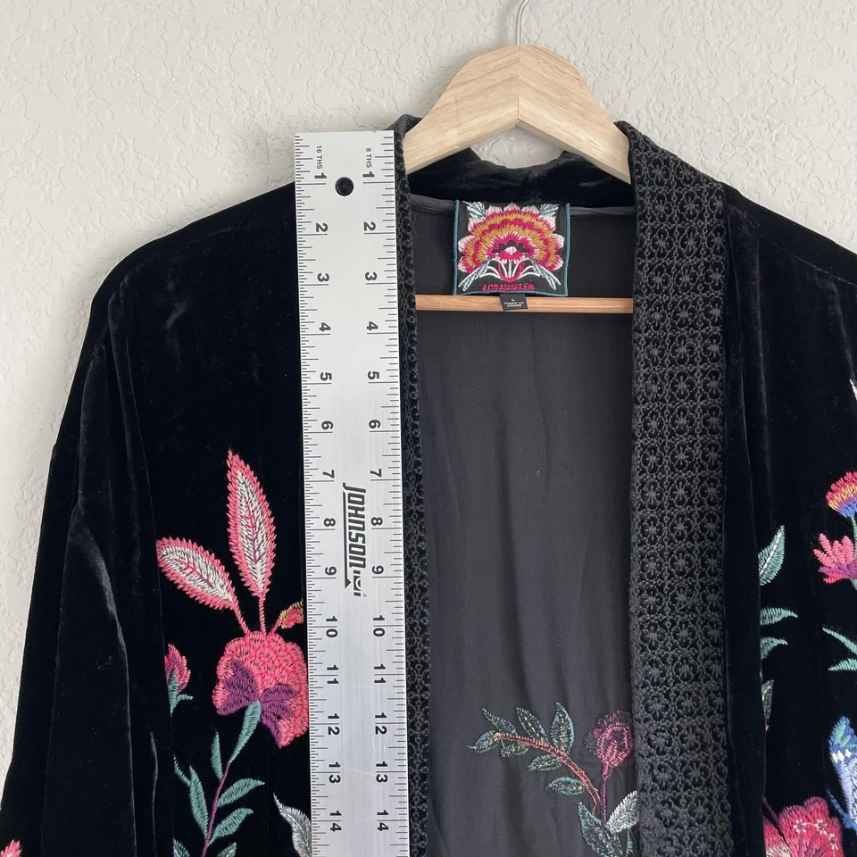 Johnny Was Kimono Mujer Grande Negro Floral Terciopelo Bordado Sandra Puño Ancho Foto 4 de 4