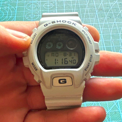 Casio G-SHOCK  DW 6900. Good condition works good.