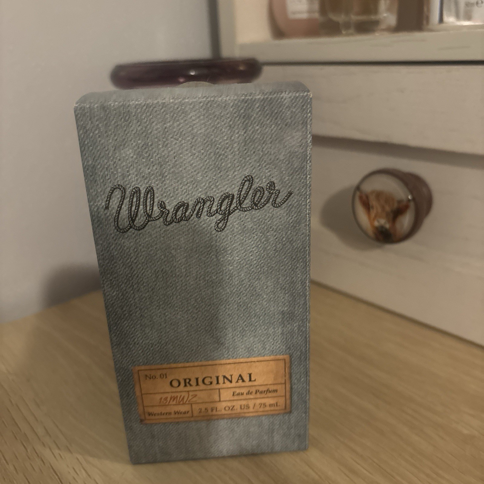 Wrangler Original Eau de Parfum Spray 2.5 fl oz / 75 mL Hand