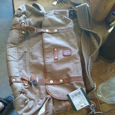 NEW AIGLE RETRO MESSENGER BAG WITH TAGS AWESOME VINTAGE LOOK--NEVER USED--NICE