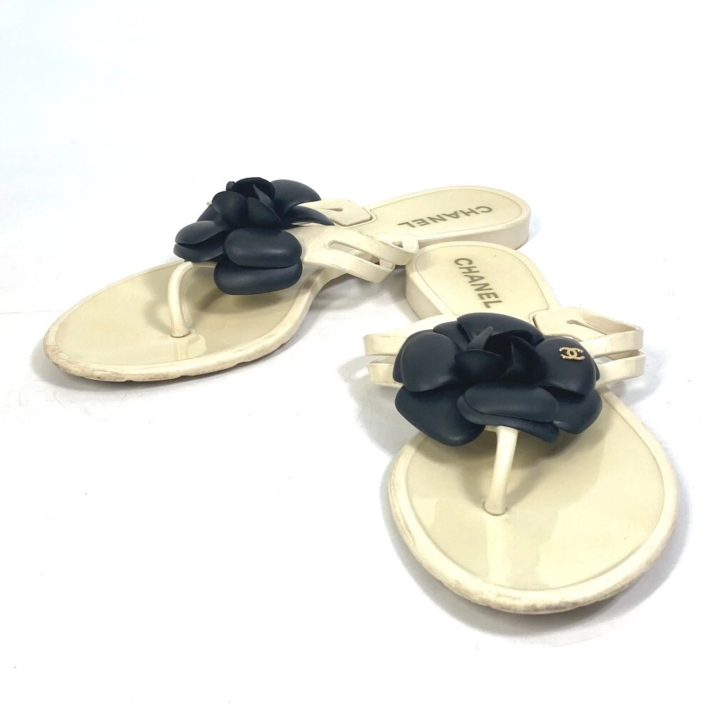 Chanel Black Rubber Camellia Flower Thong Sandals Size 6.5/37