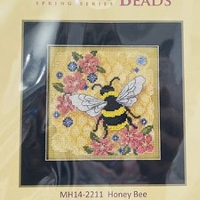 Mill Hill Buttons  Beads Cross Stitch Kit Honeybee on honeycomb flowers