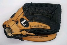 Louisville Slugger LP1350 13.5 Inch Players Series Baseball Softball Glove RHT