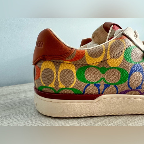 Coach Damen Lowline Low-Top Sneaker in Rainbow Signature Canvas Größe 11B - Bild 3 von 13