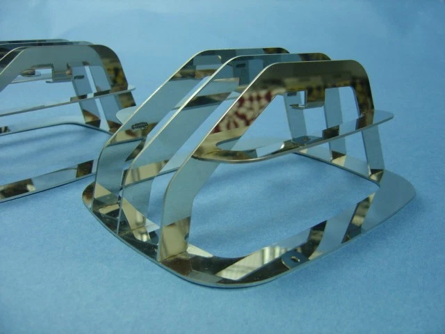 Juego de protectores de lámpara de señal de giro de esquina de acero inoxidable para todos los Mercedes Benz W463 Clase G Foto 3 de 4