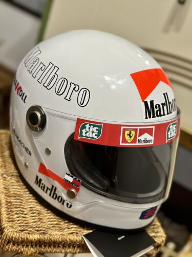 AGV X3000 Ferrari Motorcycle Helmet Schumacher F1 2000 Season Road Legal *SALE* - Afbeelding 1 van 21