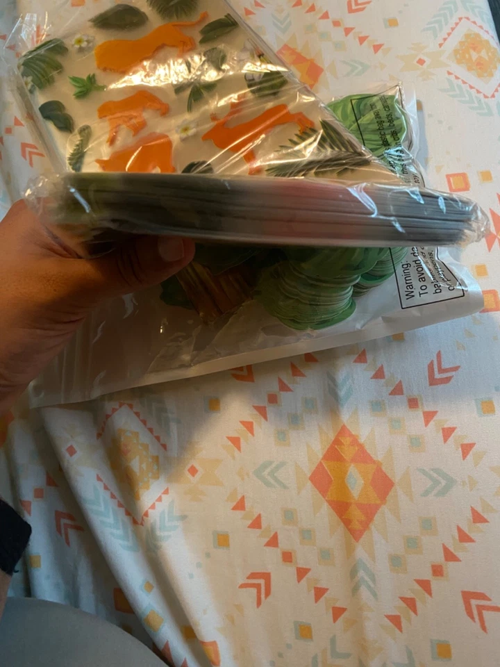 Bolsas de golosinas Wild JUNGLE Animal SAFARI TEMA CELOFÁN, hojas de palma y corbata giratoria Foto 2 de 4