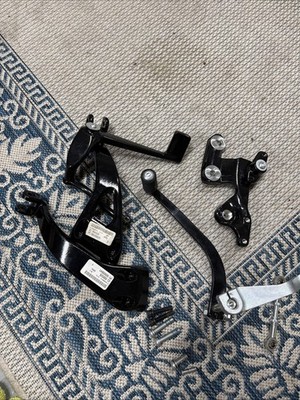Harley-Davidson Gloss Black Mid Controls 2018-25 Softail, Street Bob, Take Offs