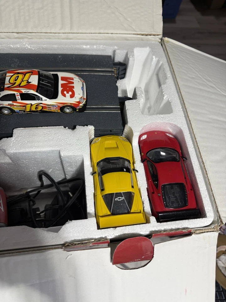 SCX Digital System Slotcar Startset mit 3 Autos - Bild 4 von 4