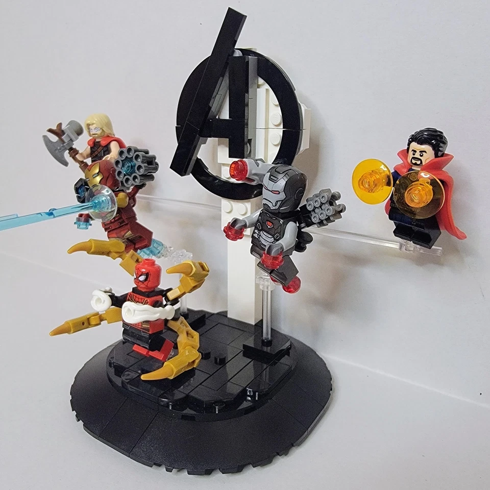 LEGO® Avengers NEW Iron Man Thor Iron Spider-Man War Machine Dr. Strange display - Image 3 of 4