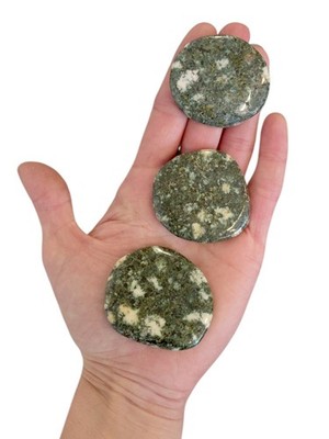 Preseli Bluestone - flacher Handschmeichler, Stonehenge Stein