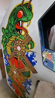 Centipede Arcade Vintage Machine, Atari classic video game  WILL SHIP!!