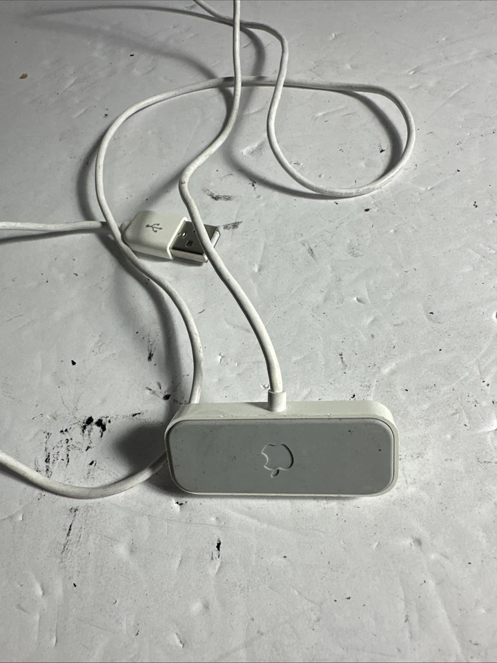 Dock de carregamento original da Apple para iPod Shuffle 2ª geração (2) - Imagem 2 de 2