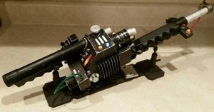 GHOSTBUSTERS PROTON PACK NEUTRONA WAND PARTICLE THROWER NOT MATTY MORE FEATURES | eBay