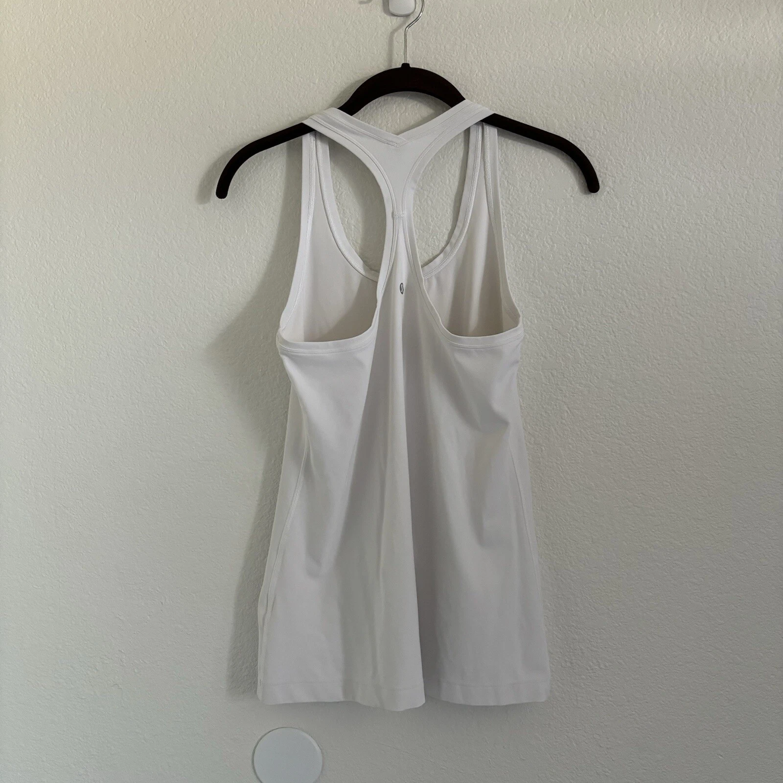 lululemon sleeveless tank-top