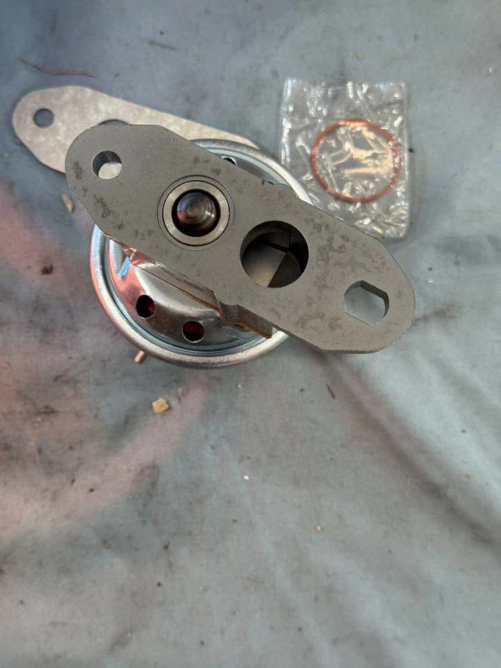 Válvula Motorcraft CX-932-A EGR 1984-1987 Ford Mercury 3,8 L Thunderbird Cougar Nuevo de Lote Antiguo Foto 4 de 4